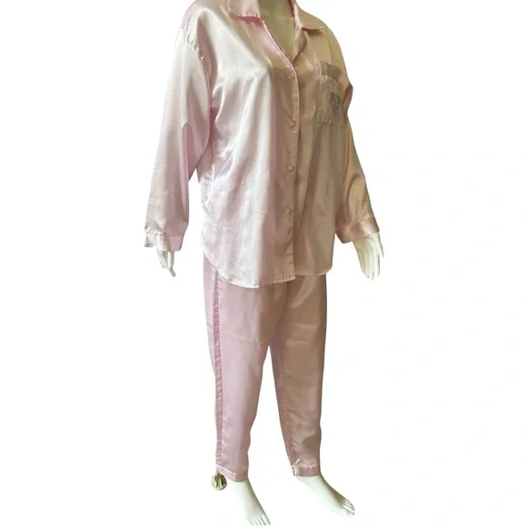 Vintage Ashley Taylor Pale Pink Satin Button-Up Pajama Set PJ’s Sz M - Picture 2 of 11